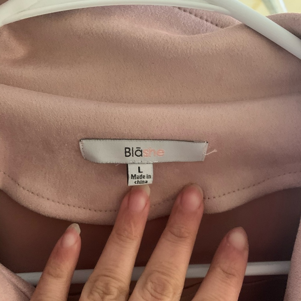 Blāshe faux suede motto jacket- Iris Basic - Picture 6 of 7